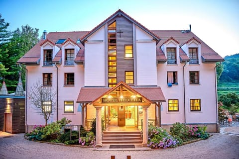 Property building, Facade/entrance