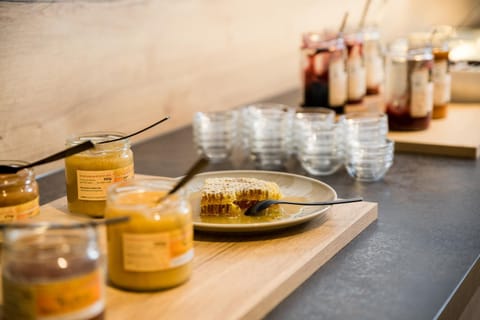 Breakfast, Buffet breakfast