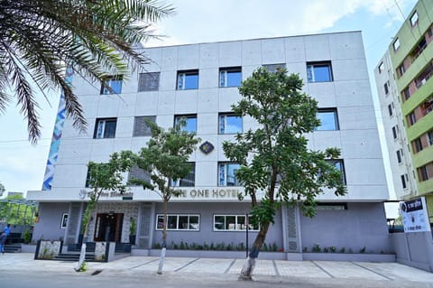 Property building, Day