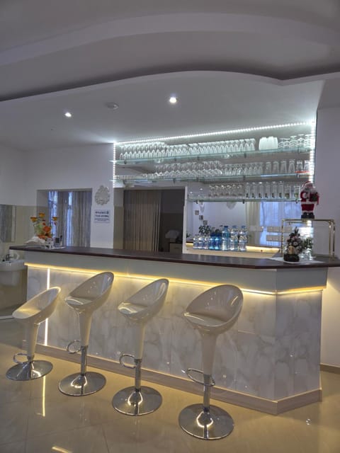 Lobby or reception, Lounge or bar, Drinks
