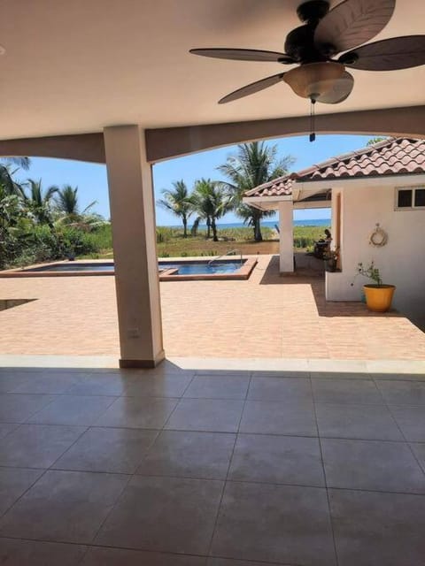Balcony/Terrace, Swimming pool
