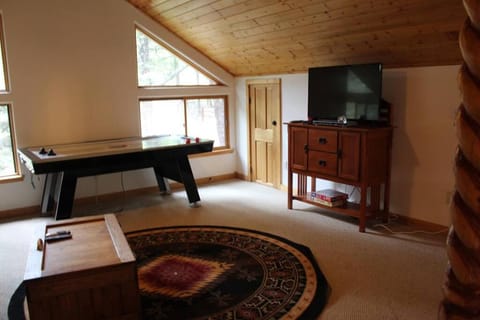 Game Room, TV and multimedia, Seating area