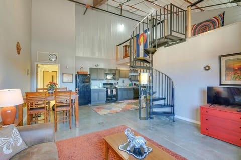 Southwest Colorado Getaway Near Skiing and Hiking! Apartment in Del Norte