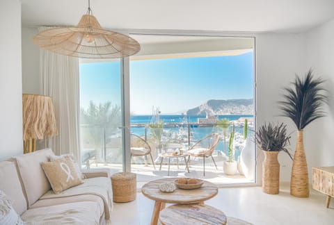 Balcony/Terrace, Living room, Sea view