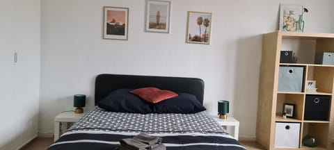 Studio KAAN avec terasse 5mn Basel Airport Apartment in Saint-Louis