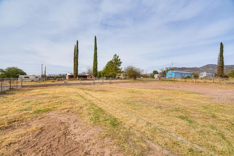 6 Mi to Old Bisbee! Charming Family Home with Yard House in Bisbee