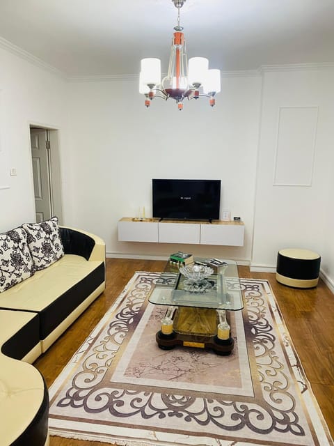 Romeo apt with private garden Bed and Breakfast in North Macedonia