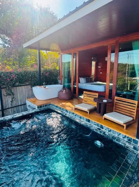 Pool view, Swimming pool