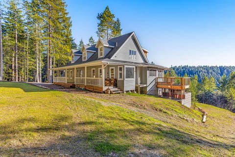 Mendocino Redwood Retreat - Vista Home House in Mendocino County