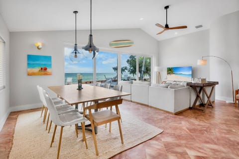 Breakaway House in Anna Maria Island