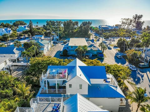 Antigua Bay House in Anna Maria Island