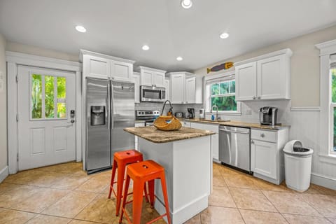 Hawaiian Hideaway House in Holmes Beach