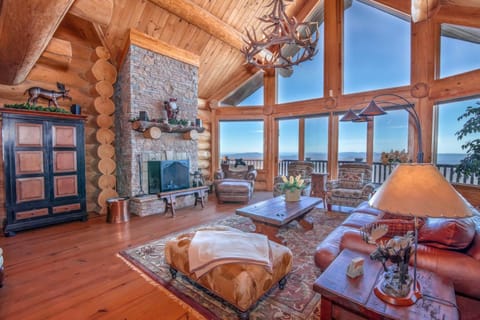 Mansion In The Sky House in Beech Mountain