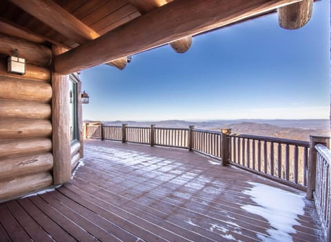 Mansion In The Sky House in Beech Mountain