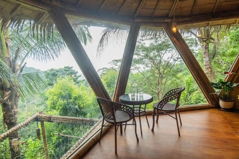 Day, Natural landscape, Garden, View (from property/room), Balcony/Terrace, Bedroom, Garden view