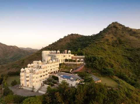 Day, Natural landscape, Garden, Balcony/Terrace, Mountain view