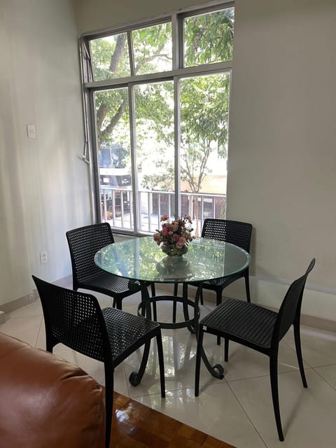 Patio, Seating area