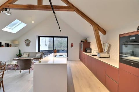 Appartement (8 pers.) design. Apartment in Wallonia, Belgium