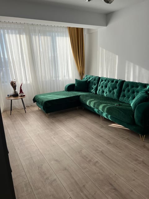 Narci Home Apartment in Craiova