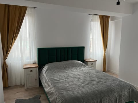 Narci Home Apartment in Craiova