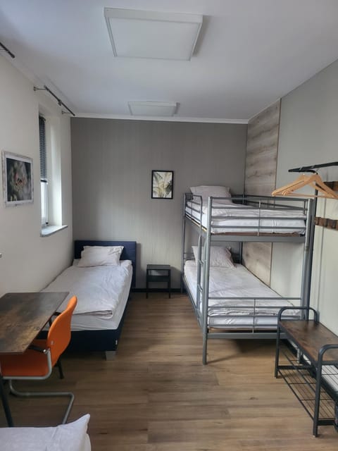 Bed, Photo of the whole room, Bedroom, bunk bed, hair dresser
