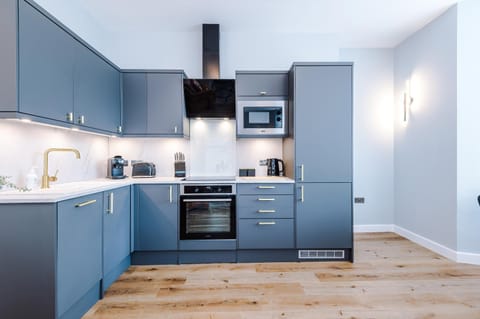 Harrogate House Apt 1 - Cheltenham Parade View Apartment in Harrogate