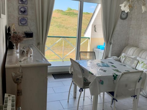 Coquet Appartement T2, Balcon Sud, Parking Privé, 400m de la Plage - Fort-Mahon-Plage - FR-1-482-135 Apartment in Fort-Mahon-Plage