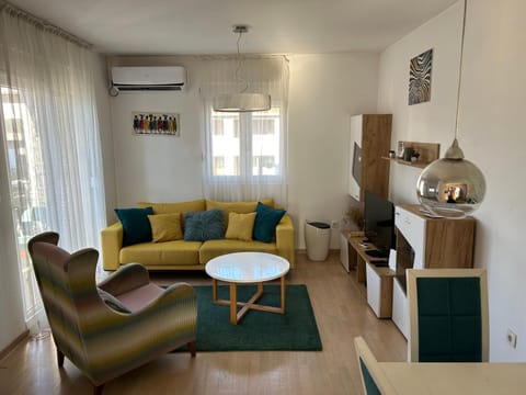 Ana’s 2 bedrooms lovely flat Apartment in Podgorica