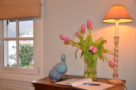 Living room, Decorative detail