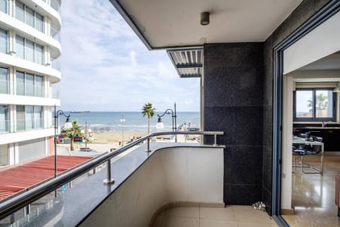 Day, Balcony/Terrace, Dining area, Sea view