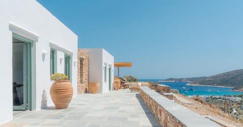 Property building, Natural landscape, View (from property/room), Balcony/Terrace, Sea view