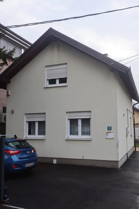 Property building, Parking