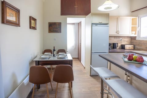 Era of Elegance: 1928 Classic Dwelling Apartment in Arcadia, Greece