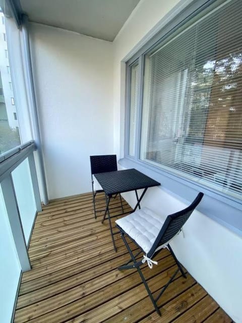 AuroraSky PineView, M, luonto, wifi, pysäköinti Apartment in Helsinki