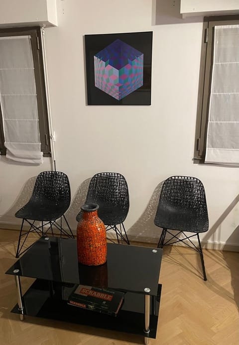 Beautiful 45 m2 private apartment in Paris Montparnasse Apartment in Paris