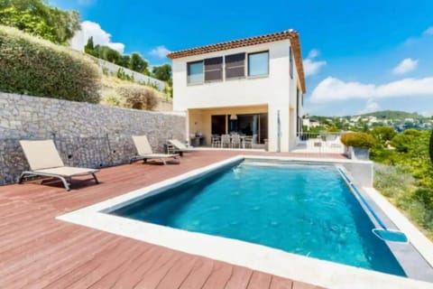 Villa Hélios - Panoramic Sea and City view - AC - Swimming pool - Luxury Villa in Mougins