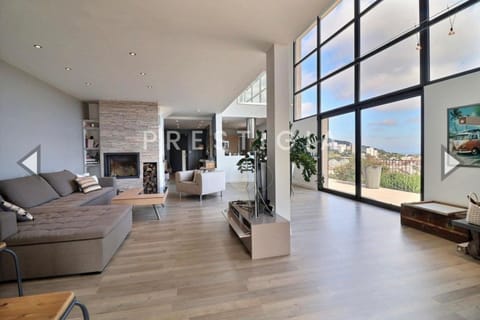 Villa Hélios - Panoramic Sea and City view - AC - Swimming pool - Luxury Villa in Mougins