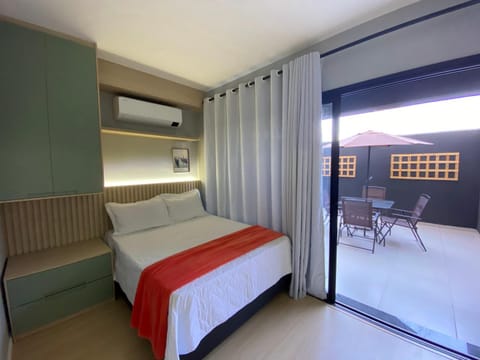 Balcony/Terrace, Photo of the whole room, Bedroom, air conditioner
