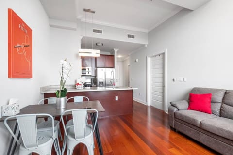 Living room, Dining area, kitchen