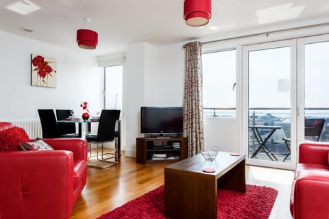 TV and multimedia, Balcony/Terrace, Living room, Dining area