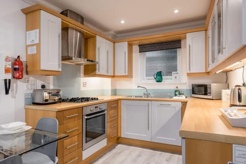 Magnolia House - Beautiful Townhouse in Old Town Poole House in Poole