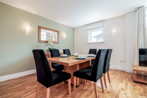 Jeanneau - Prestigious Dolphin Quays apartment on Poole Quay Apartment in Poole