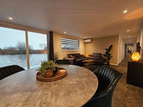 Natural landscape, Living room, Seating area, River view, air conditioner