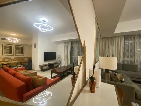Sea View - 2BHK - Al Reem Island 6ppl Free Transportation from AD Airport Apartment in Abu Dhabi