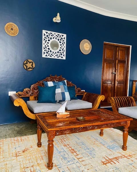Living room, Decorative detail, Seating area