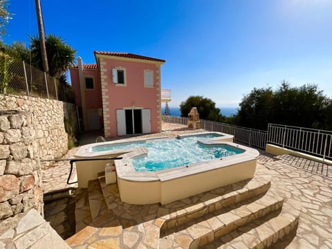 Property building, Natural landscape, Hot Tub, Hot Tub, Pool view