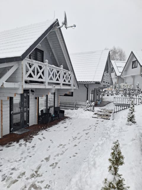 Property building, Winter