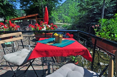 Garden, Balcony/Terrace, Garden view, Mountain view, River view
