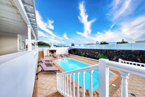 Solarium, Swimming pool