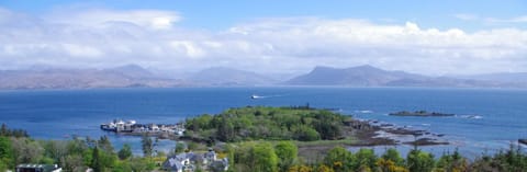 Day, Natural landscape, Mountain view, Sea view